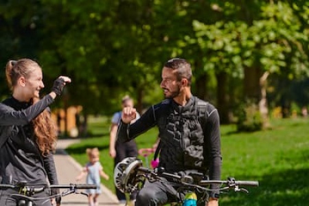 a-blissful-couple-adorned-in-professional-cycling-2025-01-15-16-17-40-utc (1).jpg